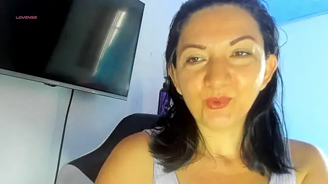 Sala de chat en directo de Serenity_Lux