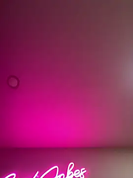 sexyyykloee Adlı Modelin Canlı Sohbet Odası