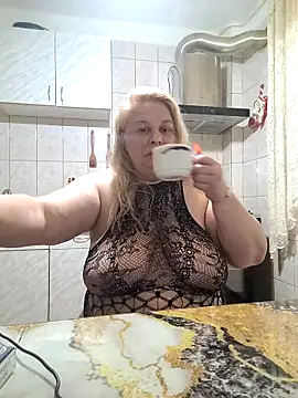 Pokój czatu na żywo – AriannaMilf