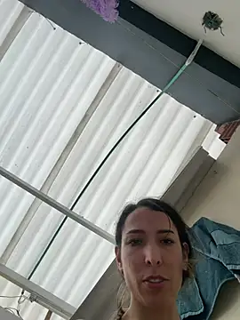 Niky_777 Cameră chat live