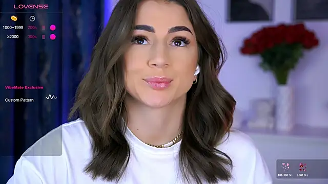 Živá chatovací místnost AishaSins