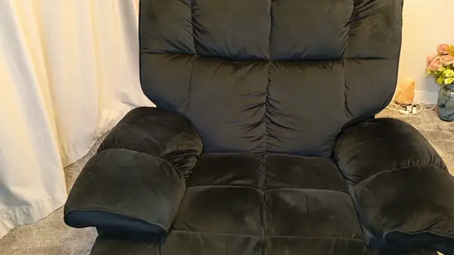 Chat soba uživo modela maggiemilff