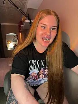 RedFoxQueen লাইভ সেক্স ক্যাম শো