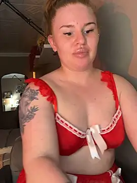 RedFoxQueen লাইভ চ্যাট রুম