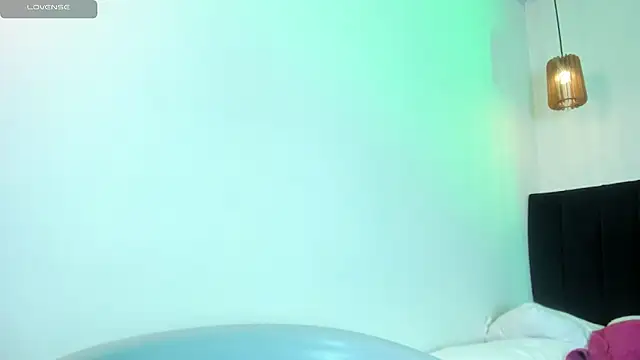dolly_zoe live-chat rom