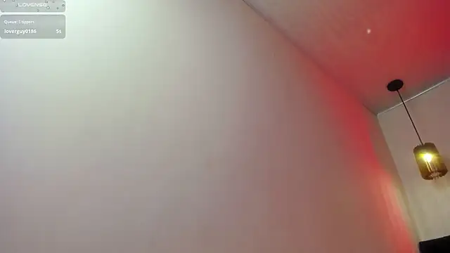 Živá chatovací místnost dolly_zoe