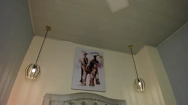 Sala de chat en directo de ayshel__