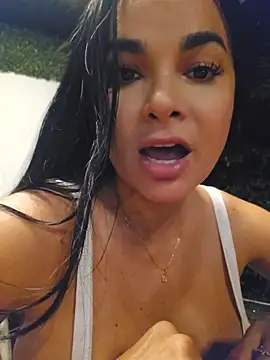 CataleyaRusso – live sex-cam-show