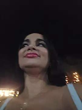 CataleyaRusso's Live Sex Cam Show