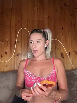 petrouchkaaa_ Cameră chat live