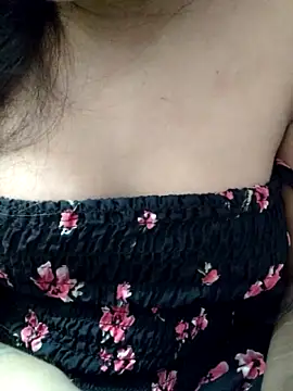 Roshni_98n Live chat-huone