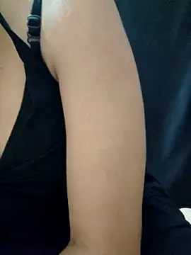 غرفة دردشة Roshni_98 المباشرة