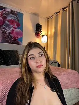 babesamanta Adlı Modelin Canlı Sohbet Odası