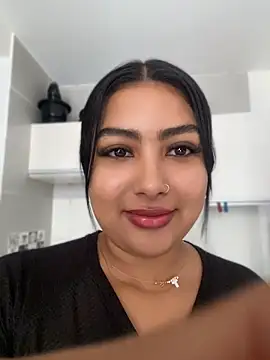 NatashaBrown12 Live Chatrum