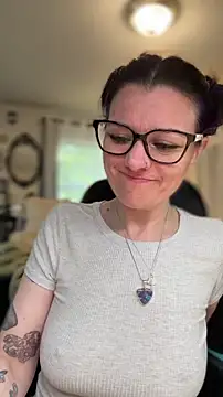 LadyLena1 – live chatrum