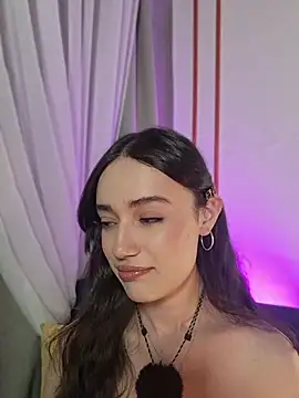 Kate_Amaretto_'s Live Chat Room
