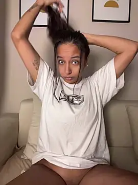 DianaHopson Live Chatrum