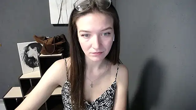 Živá chatovací místnost shining_pearl_