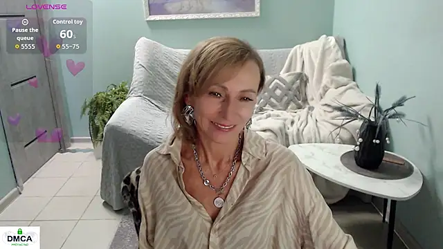 Chatroom en direct de HornyMilf_777