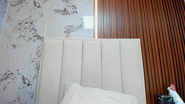 Živá chatovací místnost MILEY_JOAS2
