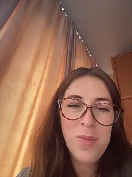 MommmyYummy Live Chatrum