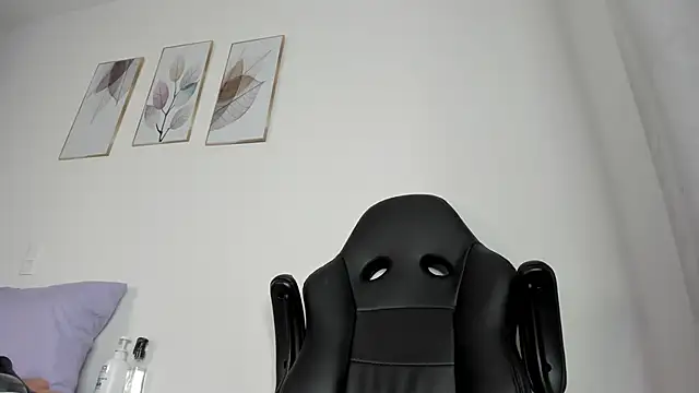 _Molly_rosse_'s Live Chat Room