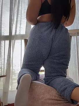 kim_monti Live Chatraum
