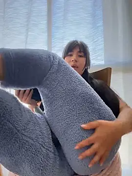 Phòng Chat Trực Tiếp kim_monti