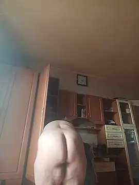 Julian-A Live chatroom