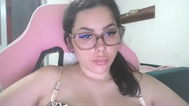 Chat soba uživo modela LovelyJulliette