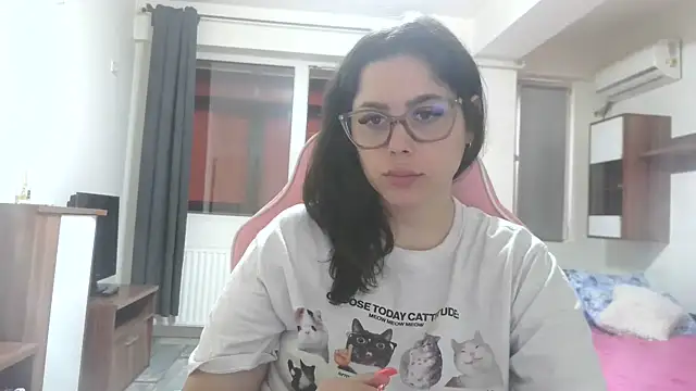 LovelyJulliette Live chatroom