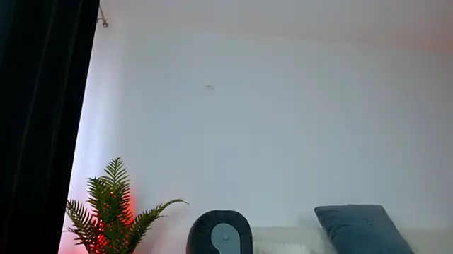 arianatattoos 실시간 채팅방