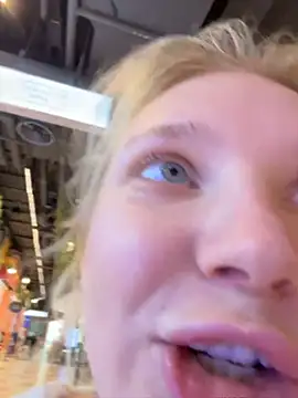 חדר צ'אט בשידור חי של AmmyHot
