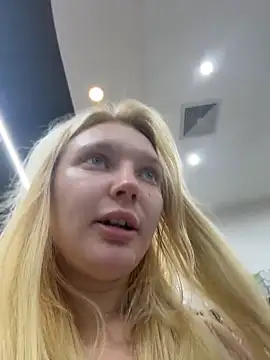AmmyHot's Live Chat Room