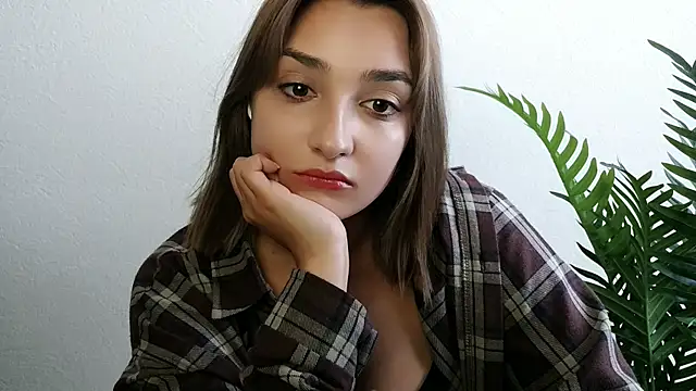veryshygirl чат на живо