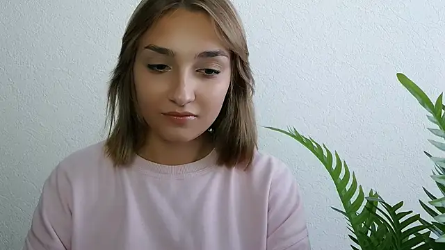 veryshygirl чат на живо