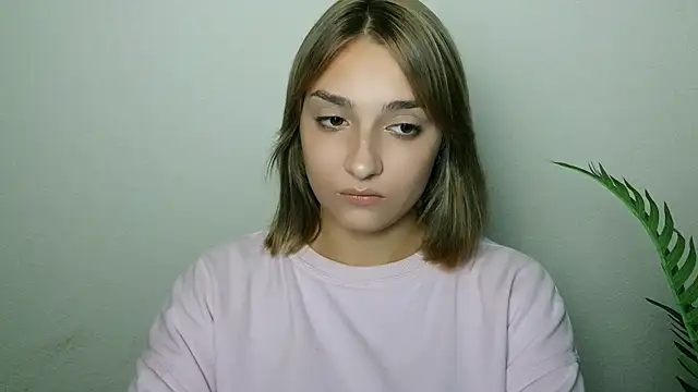 veryshygirl чат на живо