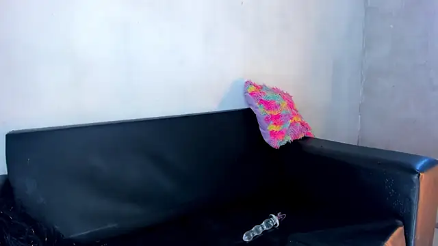 InkedSabrina élő chatszobája