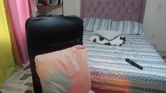 Chat soba uživo modela Ana_Bella91