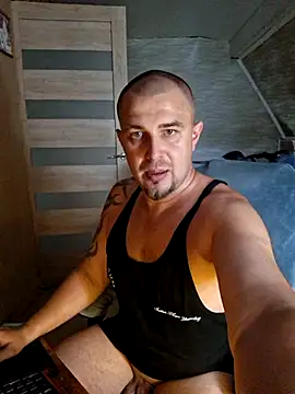 Pokój czatu na żywo – Foxyshaved