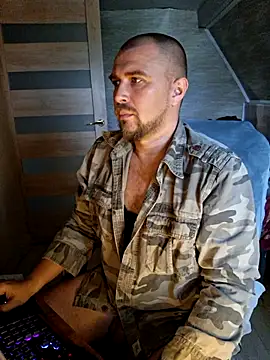 Živá chatovací místnost Foxyshaved