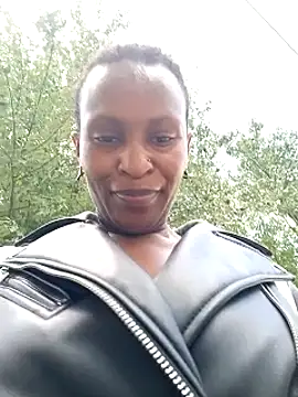 streetdoll24 Live chatroom