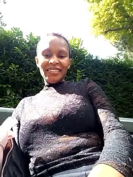 streetdoll24's Live Chat Room