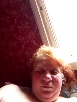 Chat ao vivo de SquirrelFine