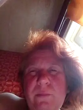 SquirrelFine Cameră chat live