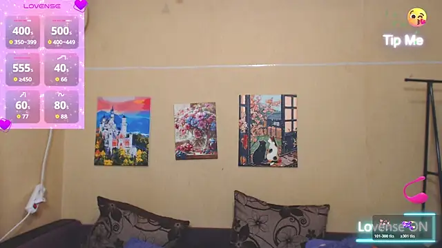 JuliaKeln Adlı Modelin Canlı Sohbet Odası
