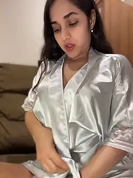 عرض كام __amcutefatima الجنسي المباشر