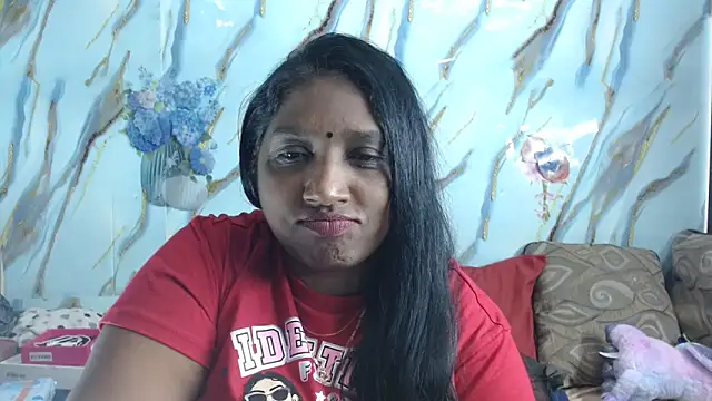 Indian_tracy's Live Chat Room