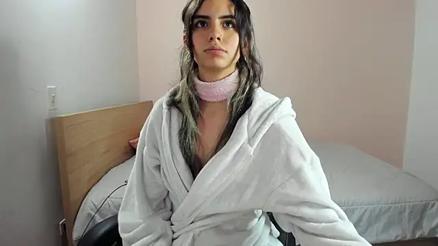 nina_ponsn Live chat-huone