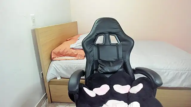Sala de chat en directo de nina_pons